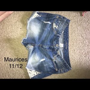 Maurice’s short and jean